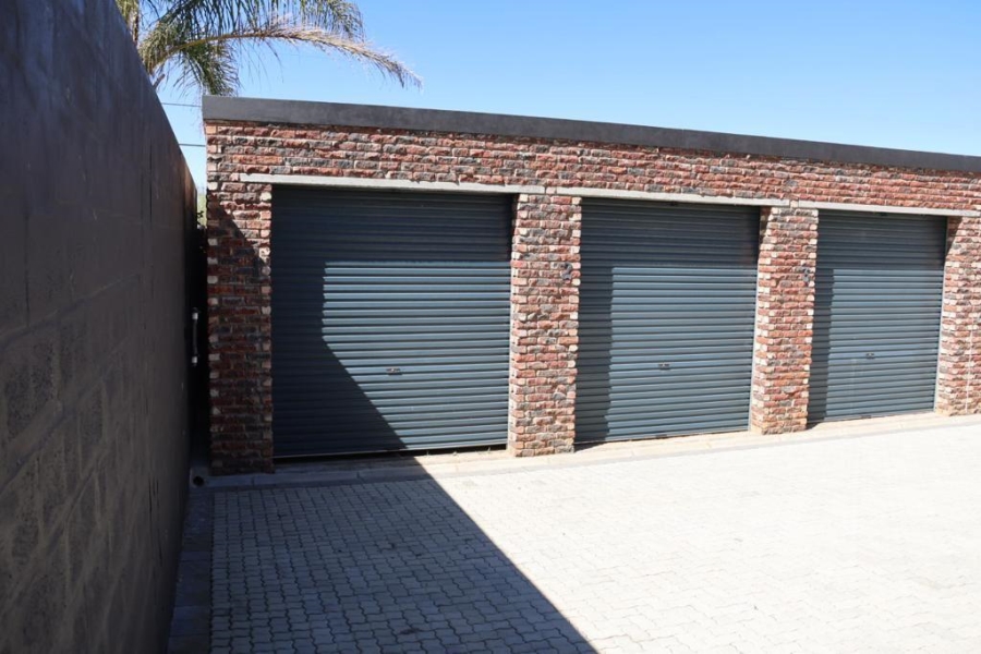 To Let 2 Bedroom Property for Rent in Riebeeckstad Free State